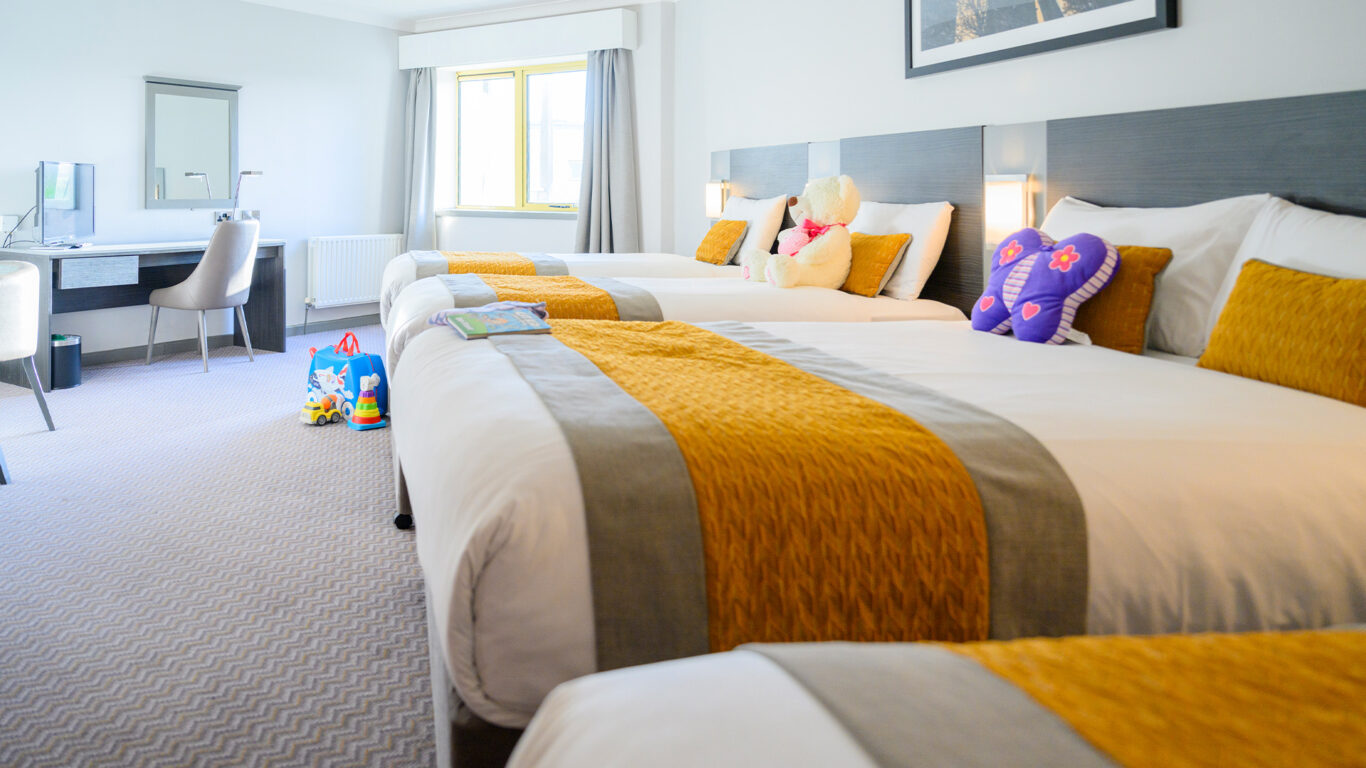 Large-Family-Room-Newtown-Park-Hotel