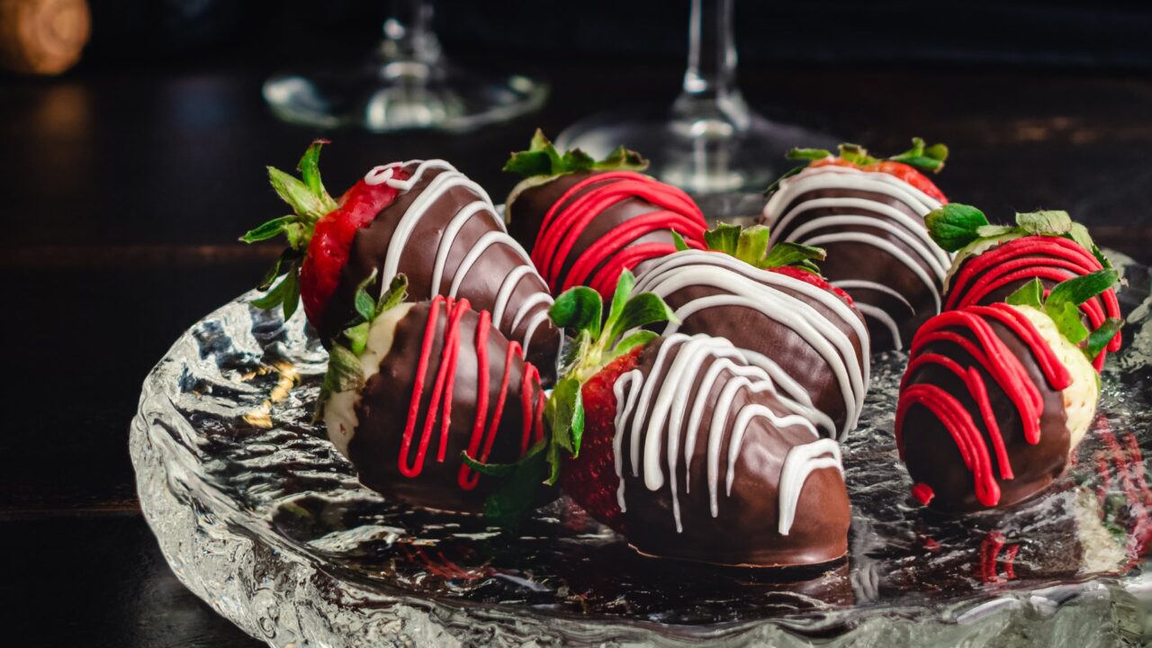 Choclate Strawberries & Champagne NTPH