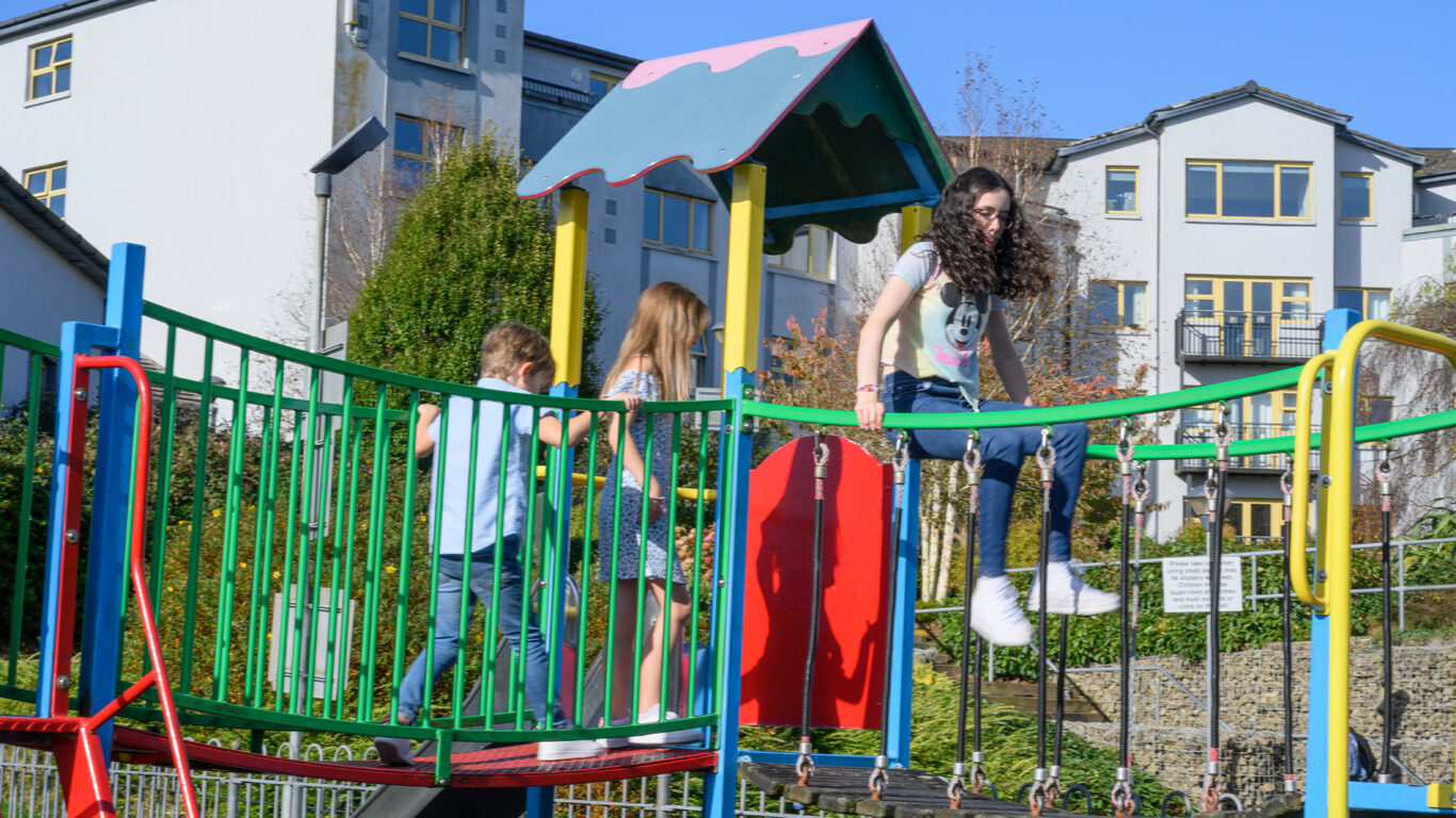 Outdoor-Fun-Playground